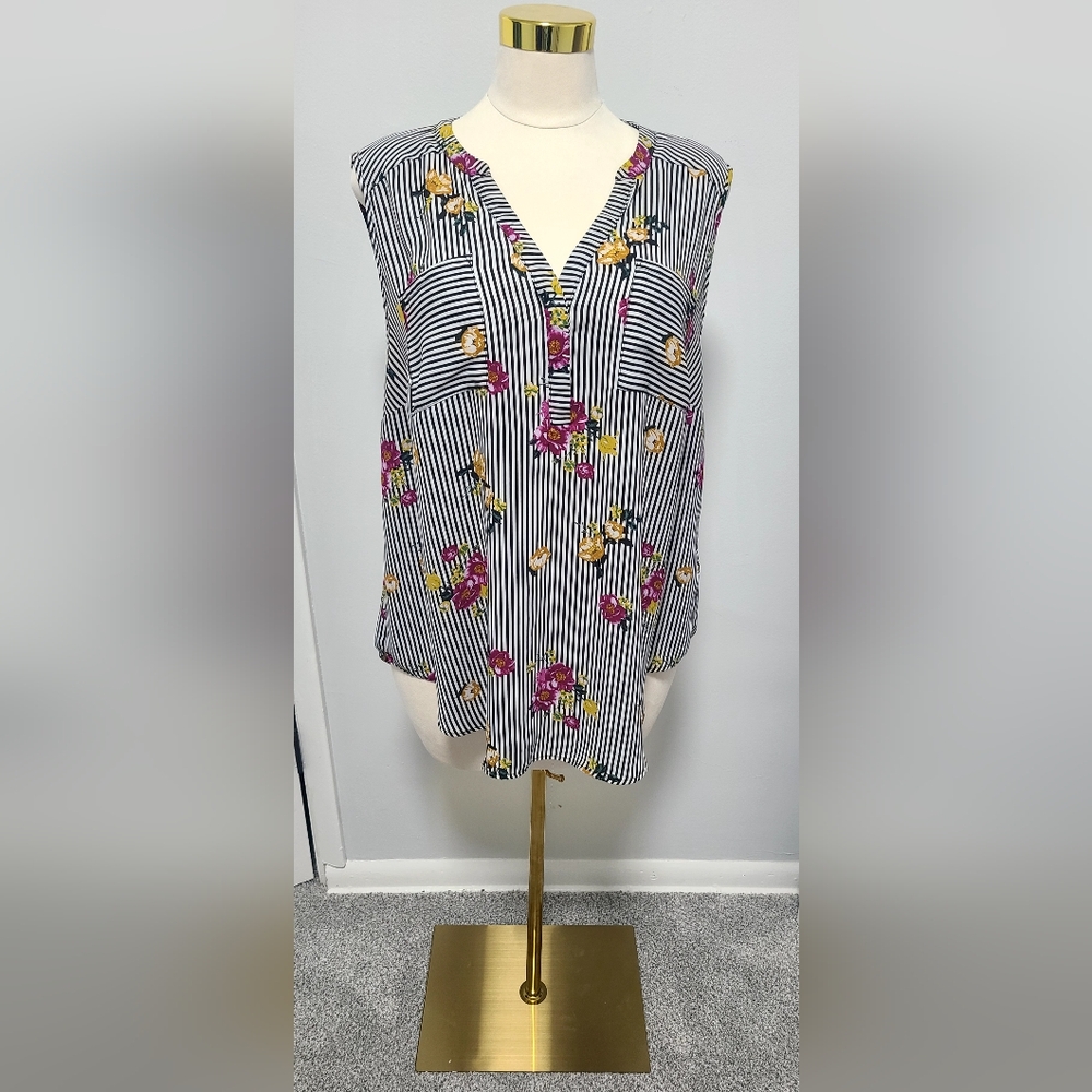 Torrid 2XL Striped Floral Sleeveless Blouse